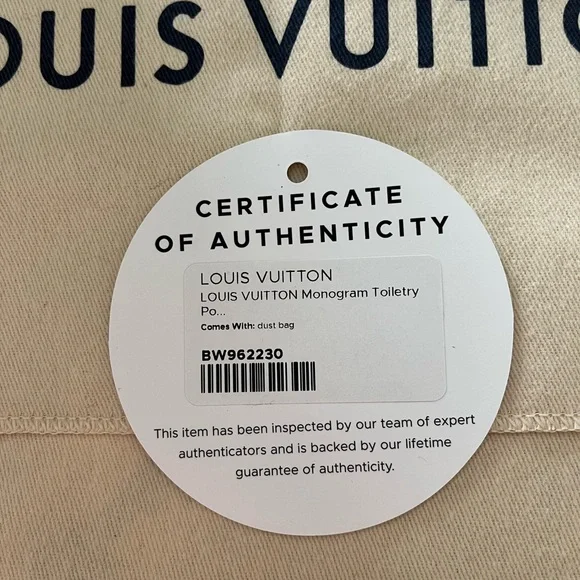 ♥️SOLD♥️ Louis Vuitton Monogram Toiletry 26 Never Used UB1231 - Picture 6 of 13